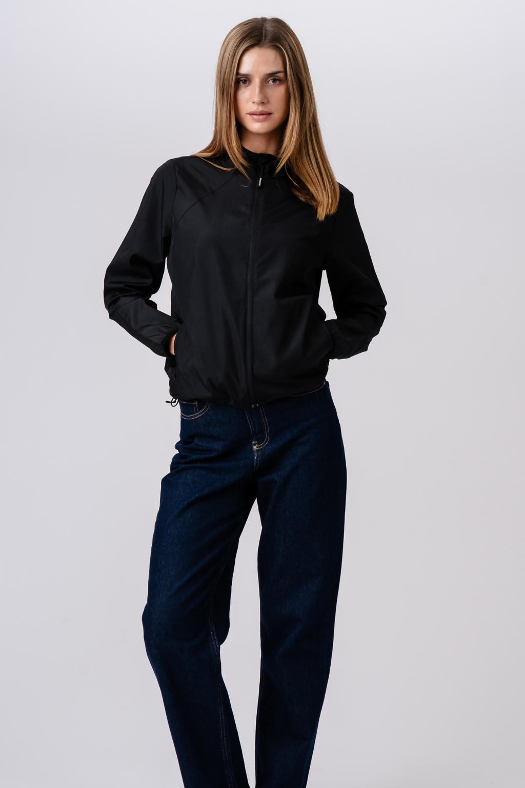 Victoria Windbreaker - Black