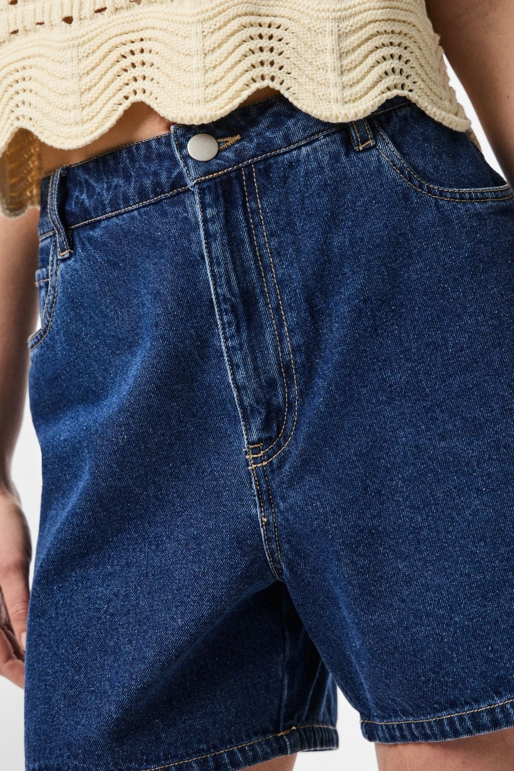 Abbi Shorts - mezclilla azul medio