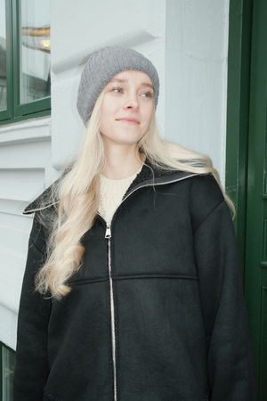 Ribbed Beanie - Dark Gray