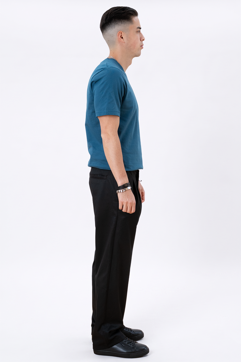 Basic Camiseta cuello pico - Azul Petróleo