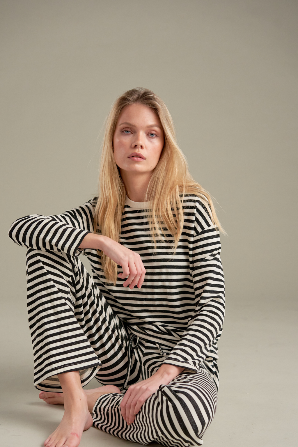 Camisa a rayas - Negra