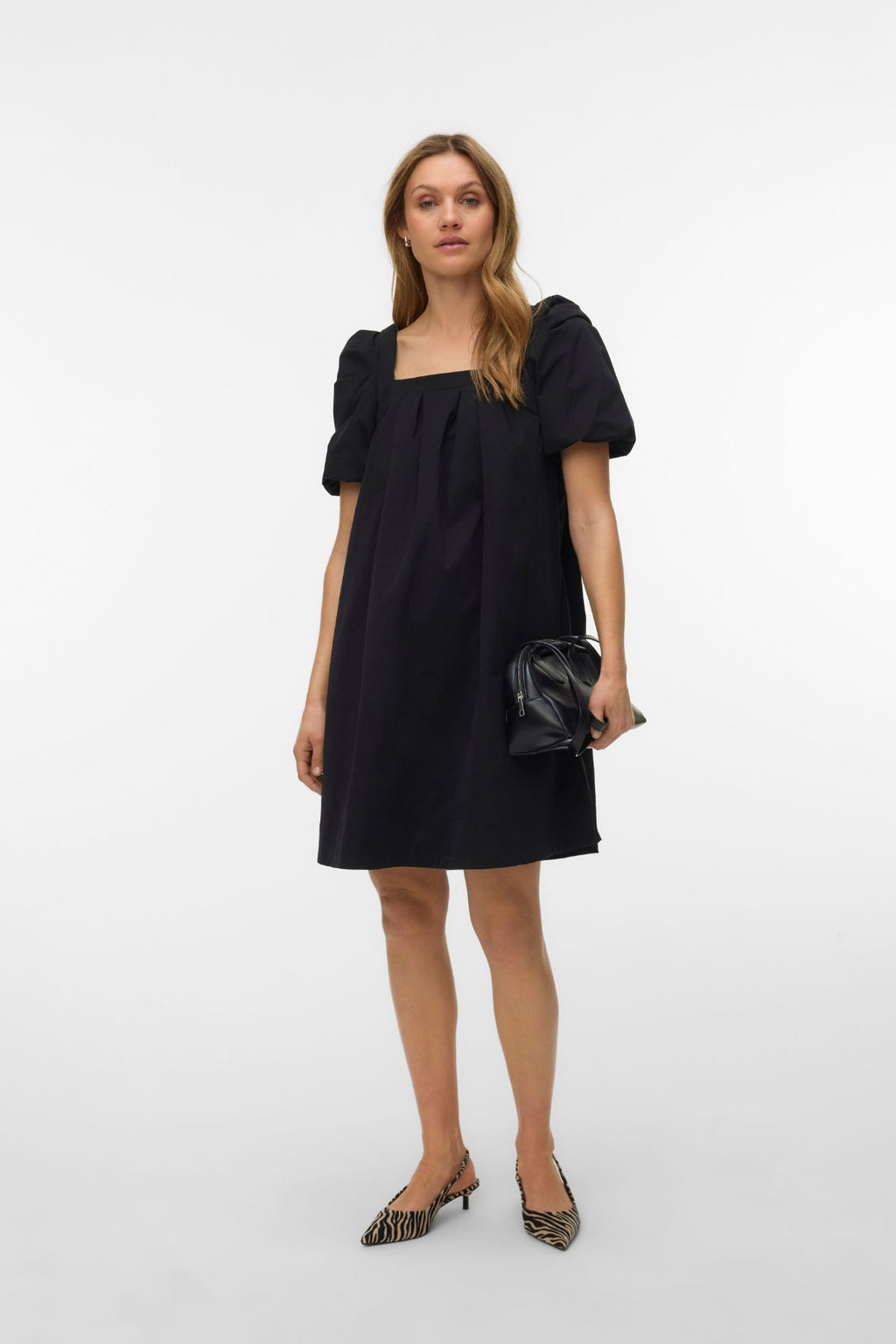 Vestido corto Ann Ss con cuello cuadrado - Negro