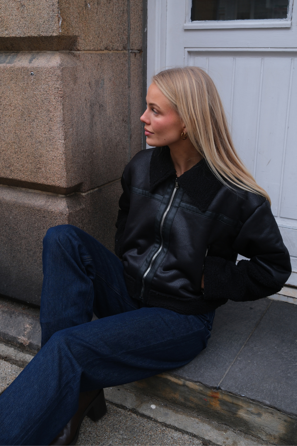 Chaqueta de piel de ojo de Daisy - Negro/Negro