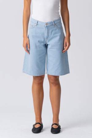 Denim Jorts - mezclilla azul claro
