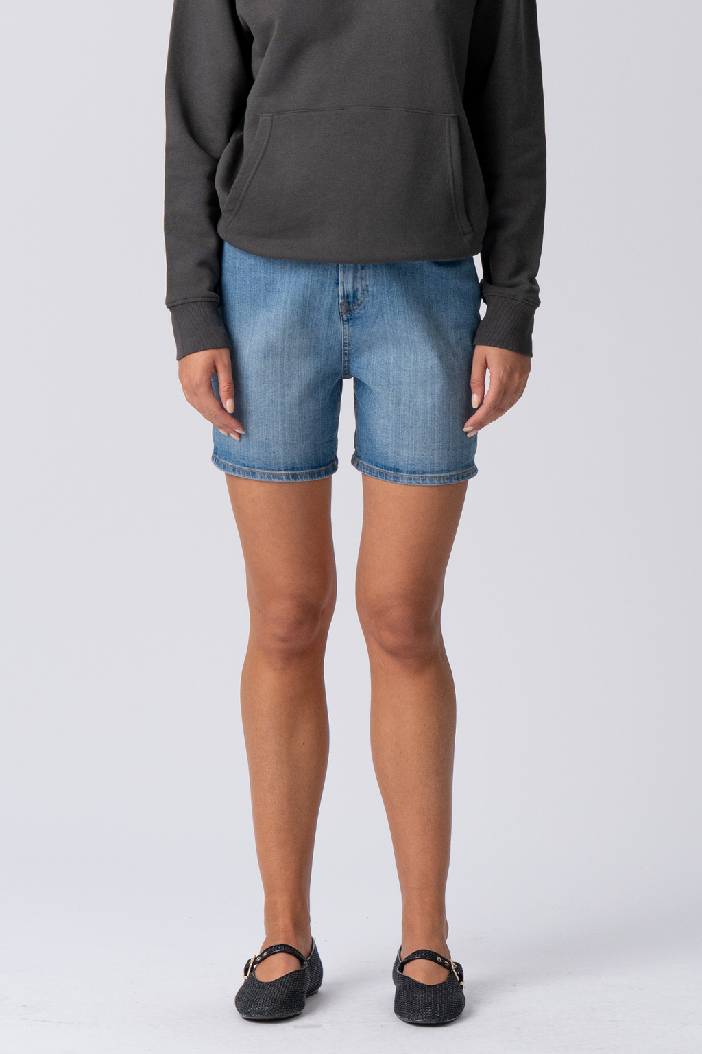The Original Performance Vaqueros Shorts - Denim Azul Medio (Mujer)