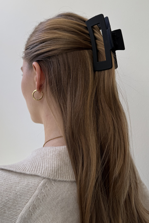 Central de pelo de Lina - Negro