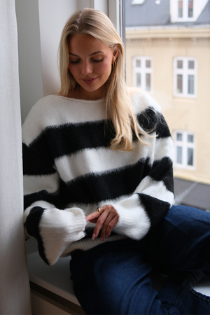 Celina Striped Knitted Sweater - White/Black