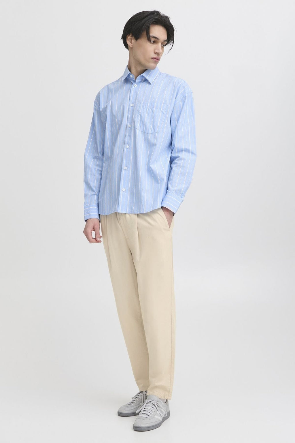 Brendan se relajó Pants - beige