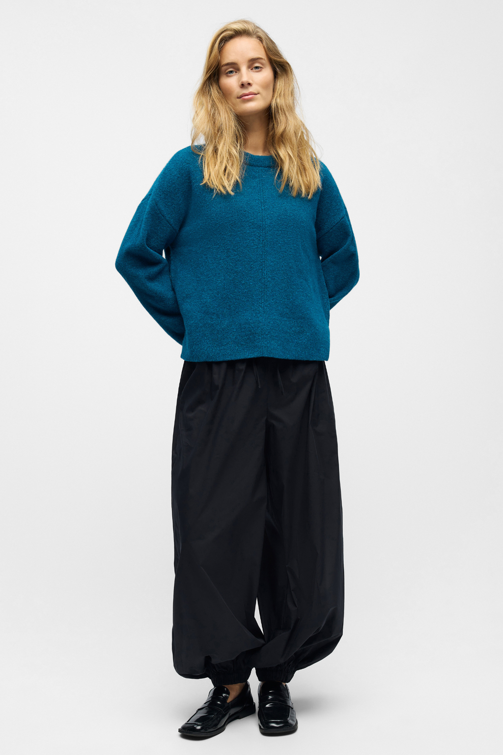 Juno O -cuello Knit - Legion Blue Melange
