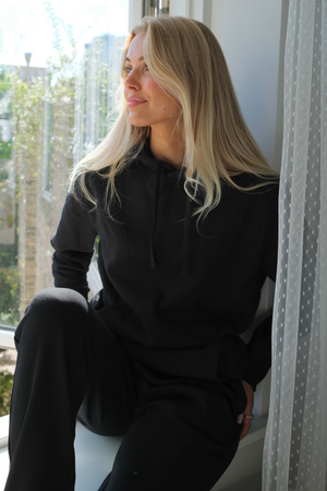 Sudadera con capucha esencial - Negro