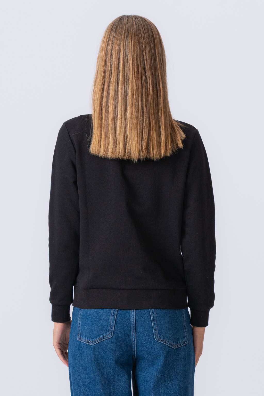Essential Crewneck - Black