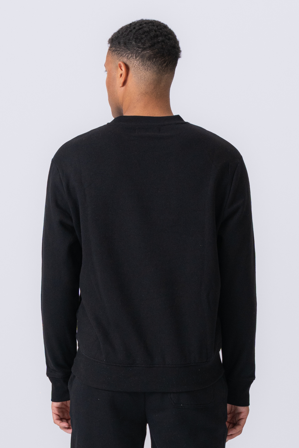 Camiseta esencial con cuello redondo - Negro