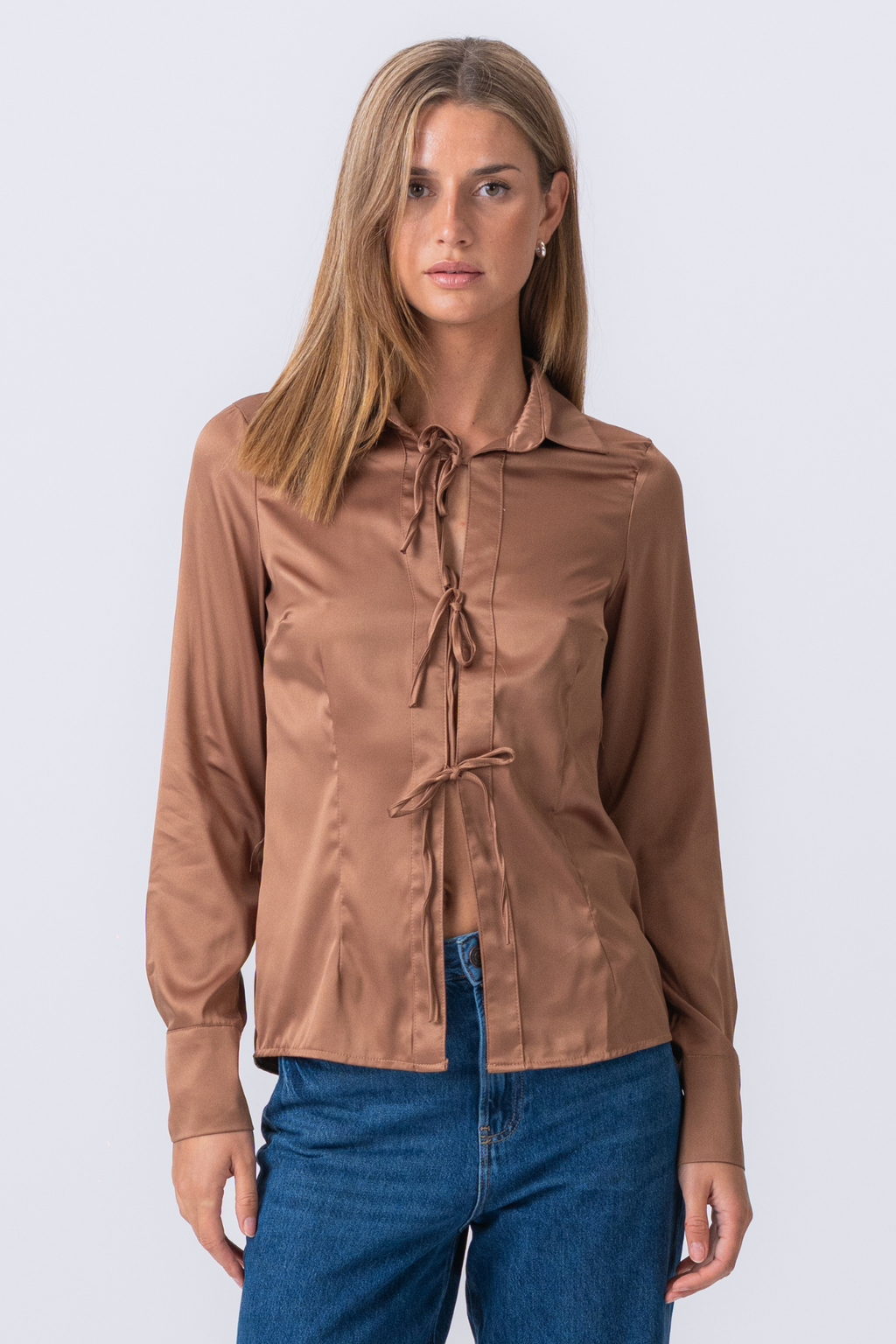 Camisa de Lucy Tie - Brown