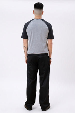 Camiseta básica de Raglan-gris negro-luz
