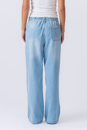 Jeans holgados de Nicole - Azul claro