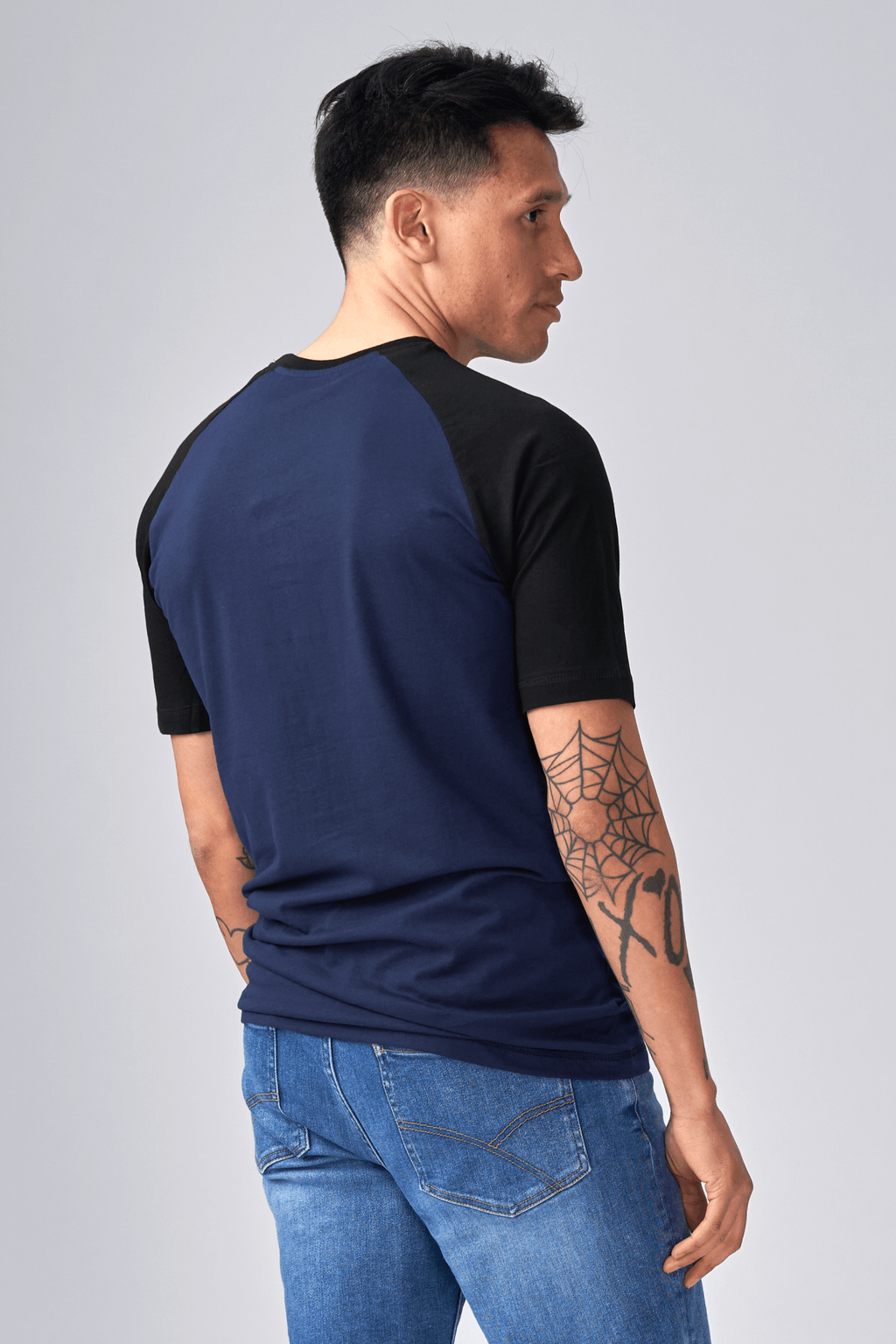 Camiseta básica de Raglan-Navy Black