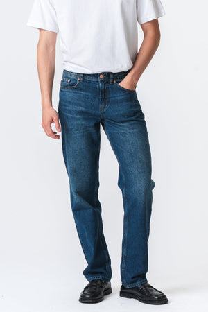 Jeans de ajuste relajado - mezclilla azul oscuro