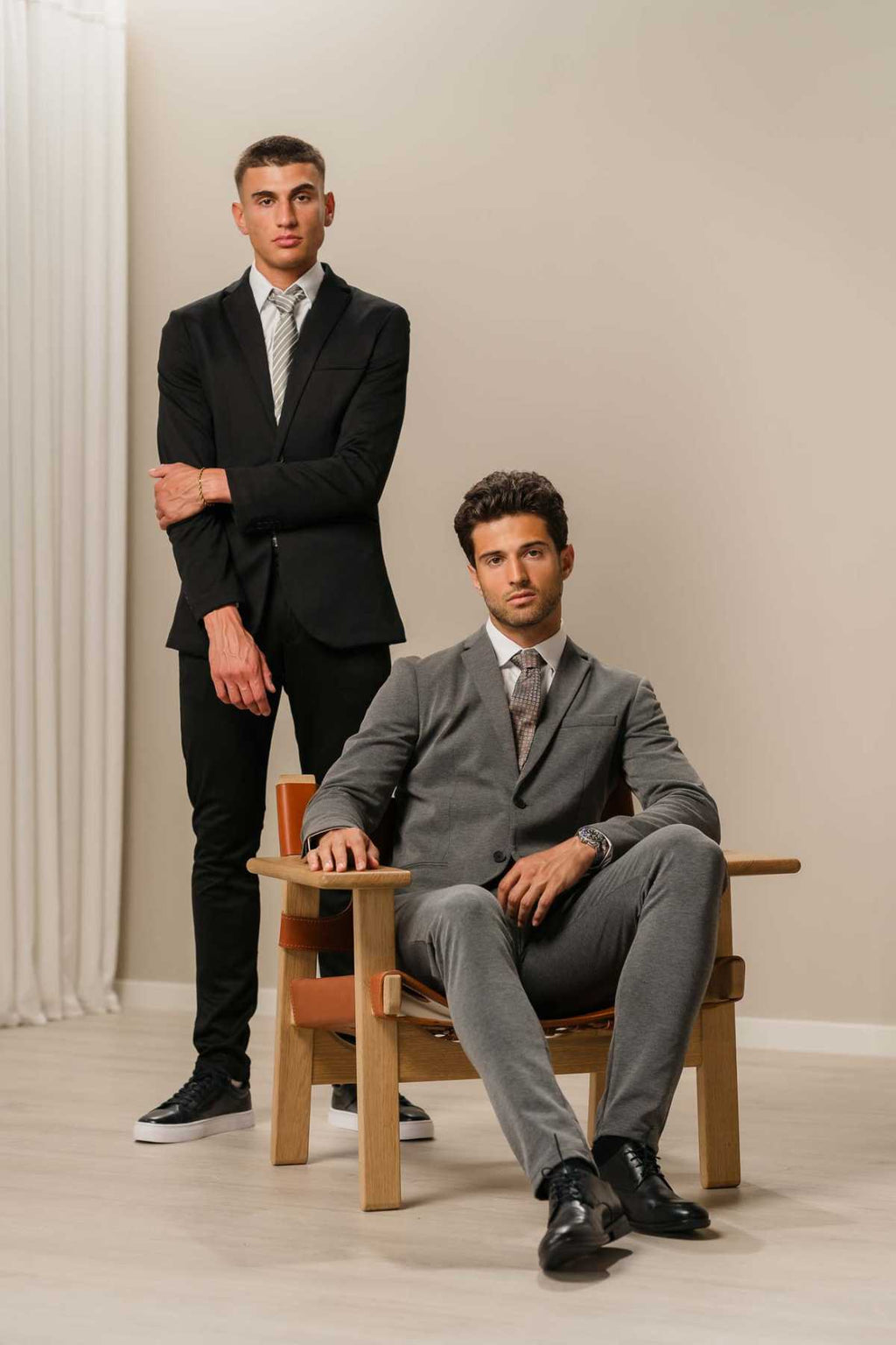 Performance Suit™️ (Gris oscuro) + Performance Camisa - Paquete