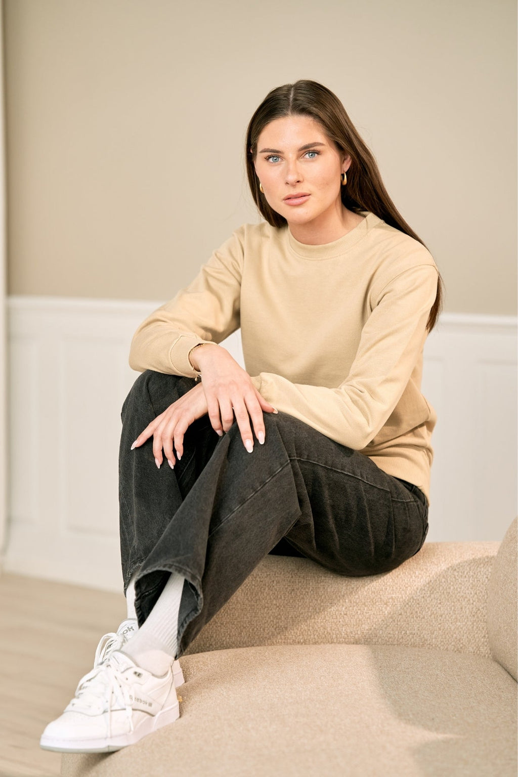 Sudor de cuello de tripulación básico (mujeres) - paquete (2 pcs)