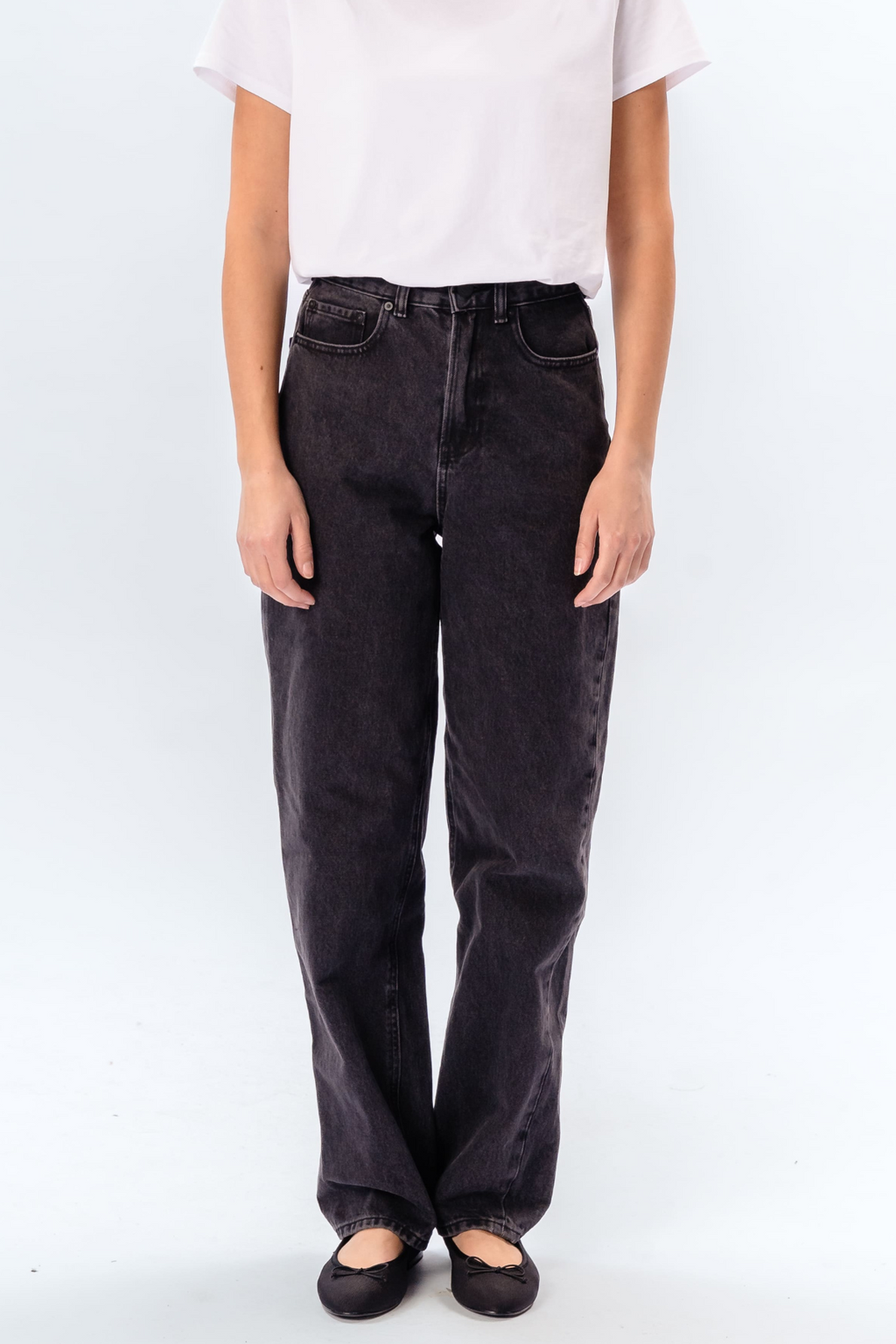 The Original Performance Loose Jeans - Washed Black Denim
