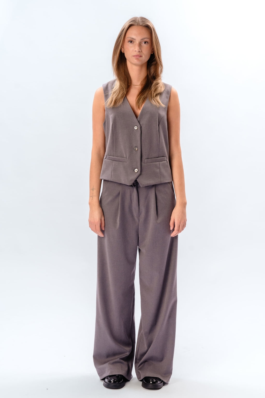 Chaleco nadia y pants (Grey Dark) - Paquete Deal