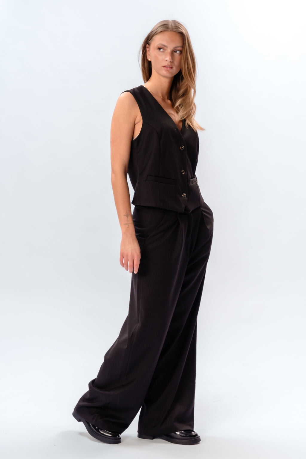 Chaleco nadia y pants (Negro) - paquete de ofertas