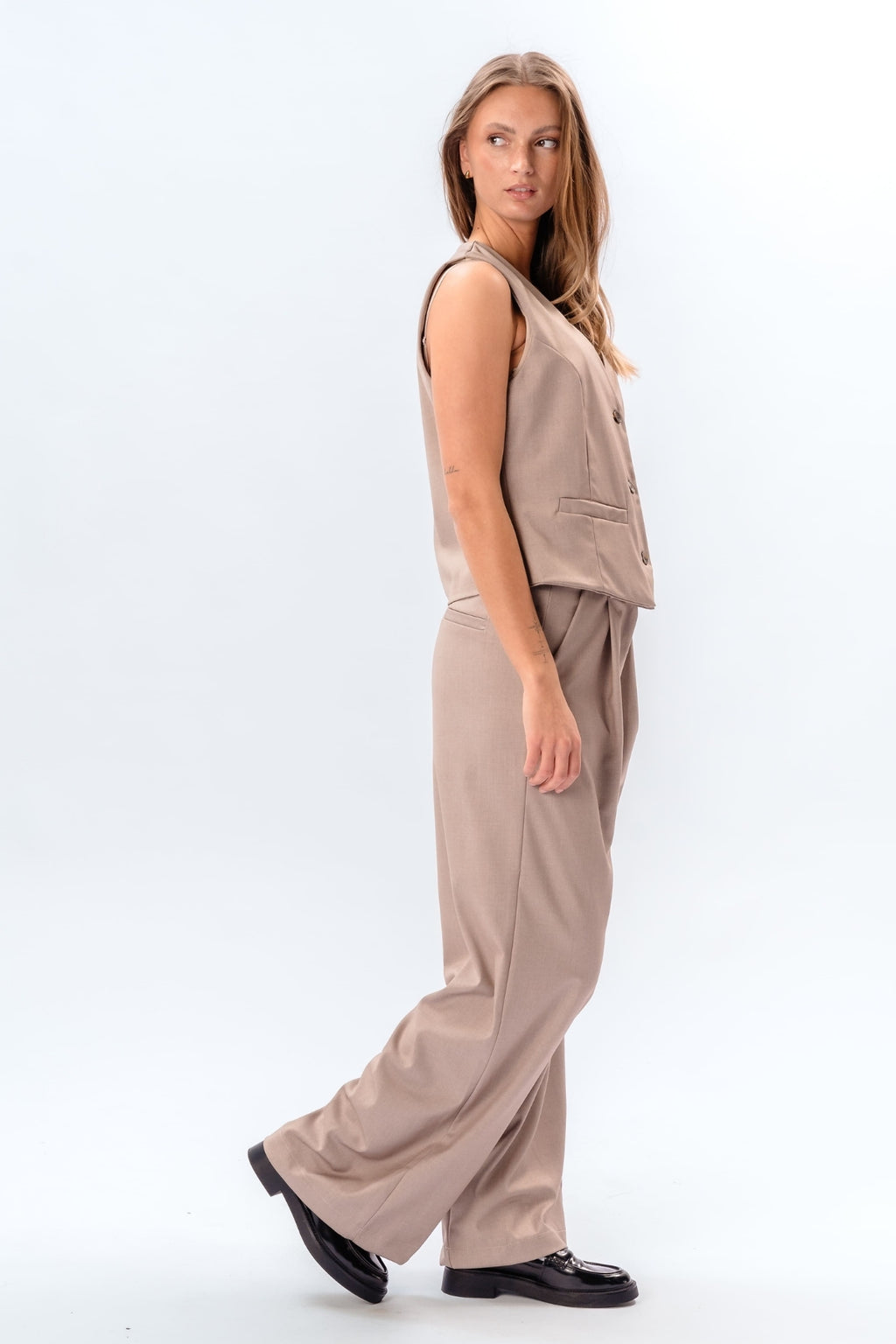 Chaleco nadia y pants (Beige) - paquete de paquete