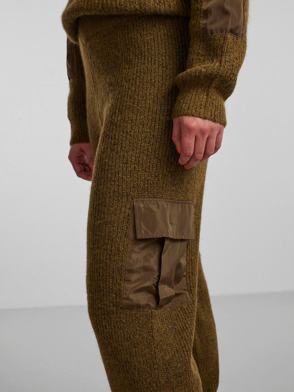 Pantalones de punto de Naura - Fir Green