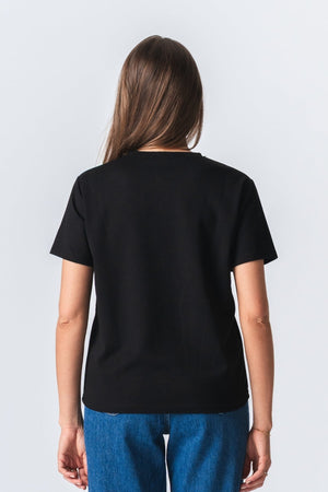 Camiseta Leah Loose - Negro