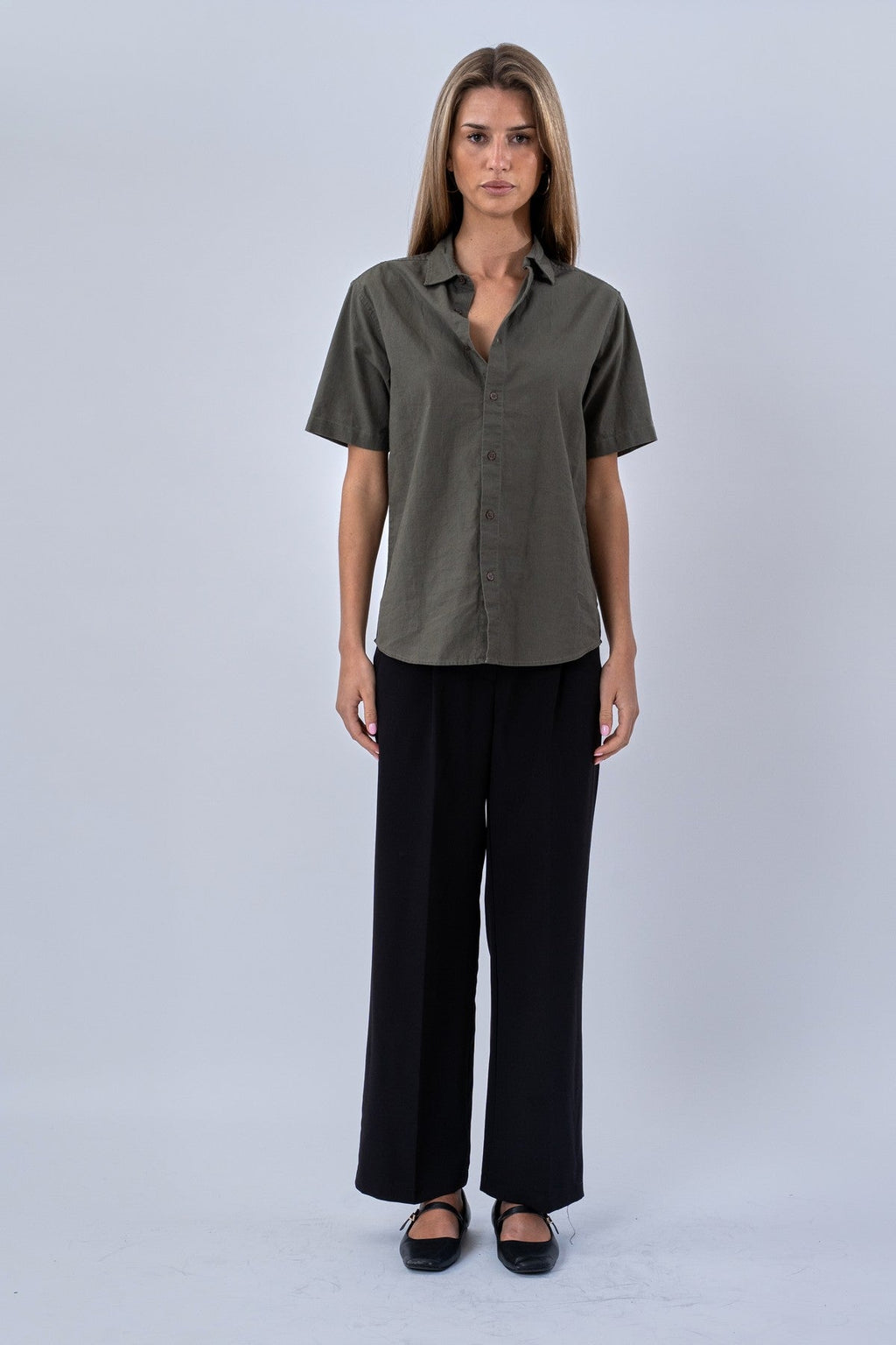 Camisa de lino de manga corta - Ejército