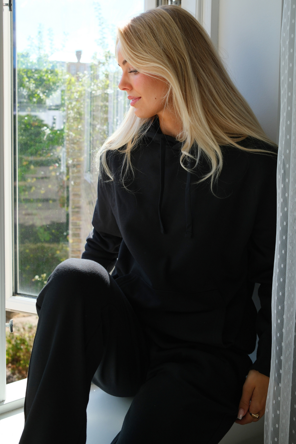 Essential Sweatpants - Black