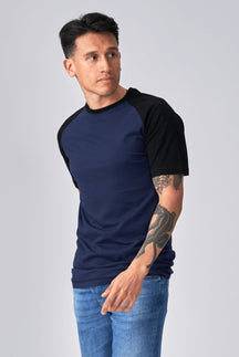 Camiseta básica de Raglan-Navy Black