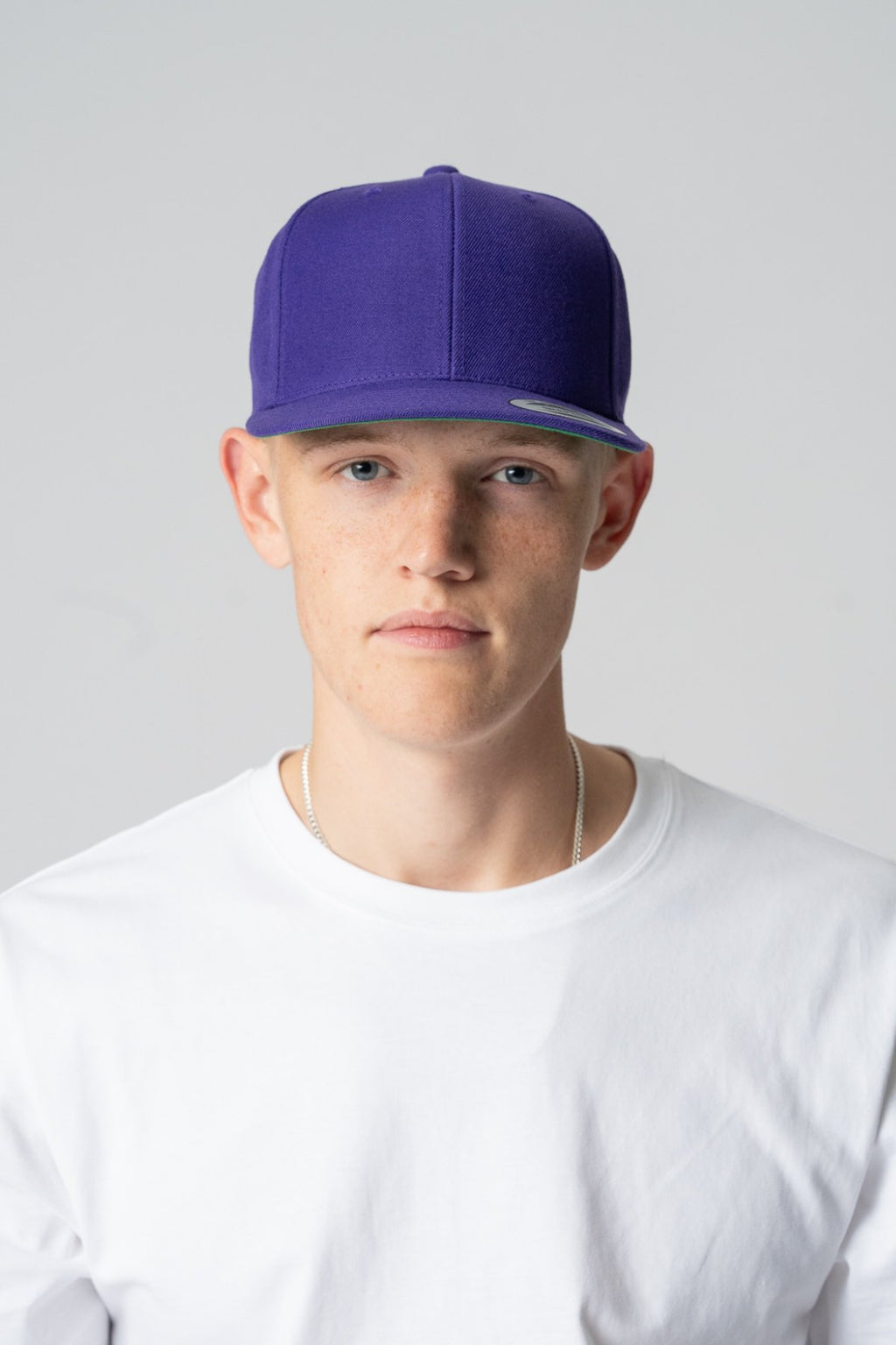 Snapback Clásico - Morado