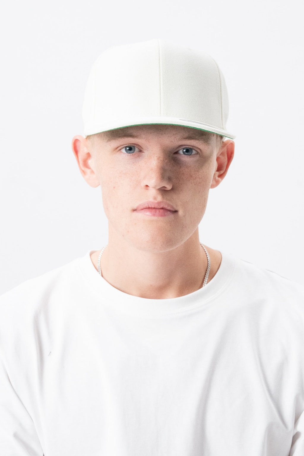 Snapback Clásico - Blanco