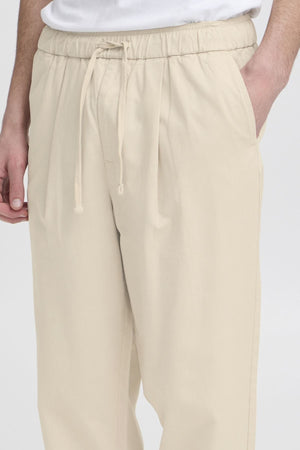 Brendan se relajó Pants - beige