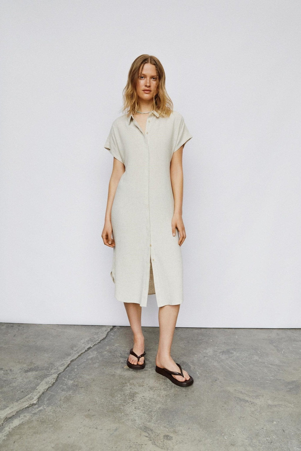 Sanne Adil Midi Kjole - Sandshell