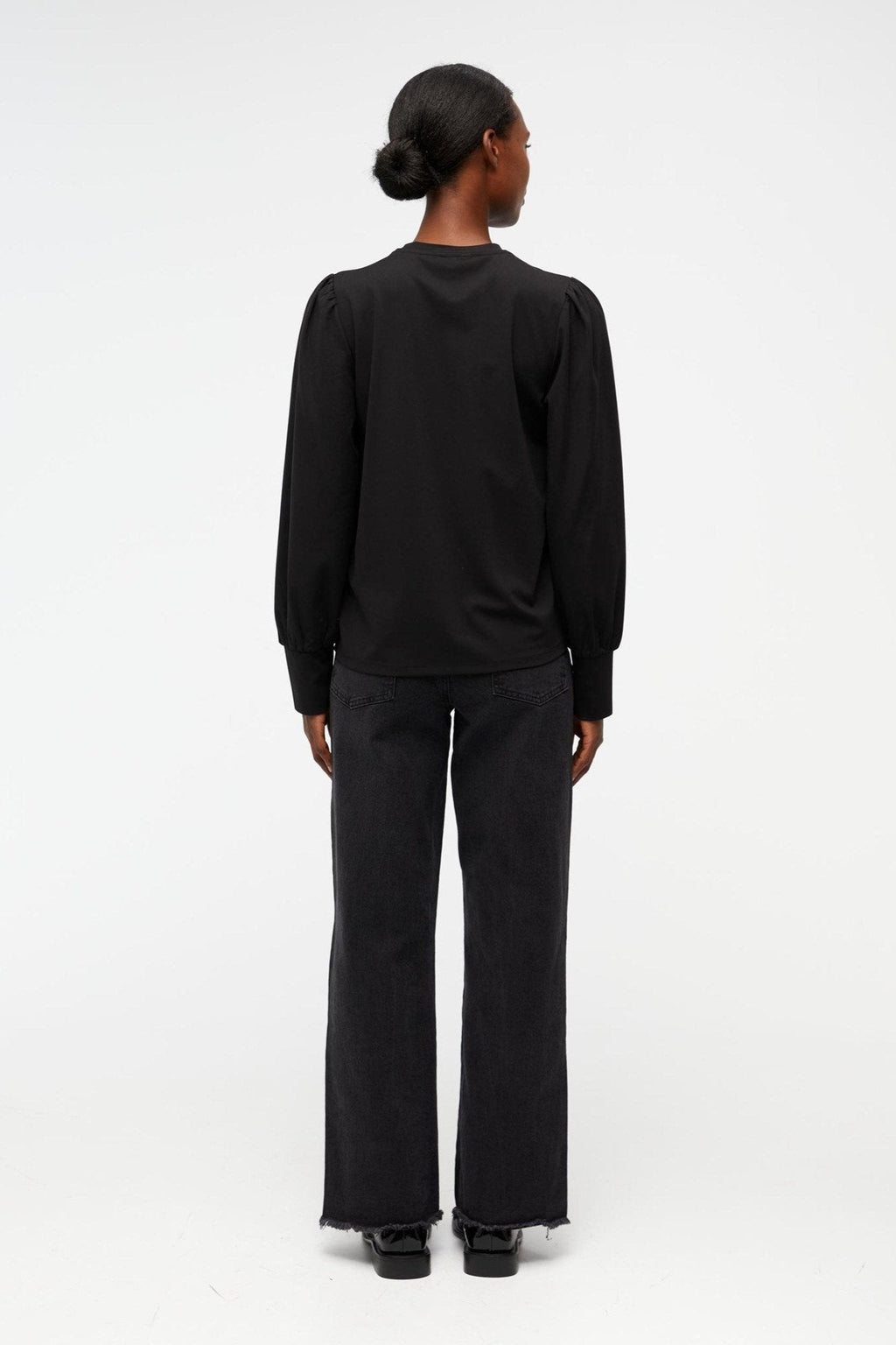 Caroline Langærmet Top - Sorteo