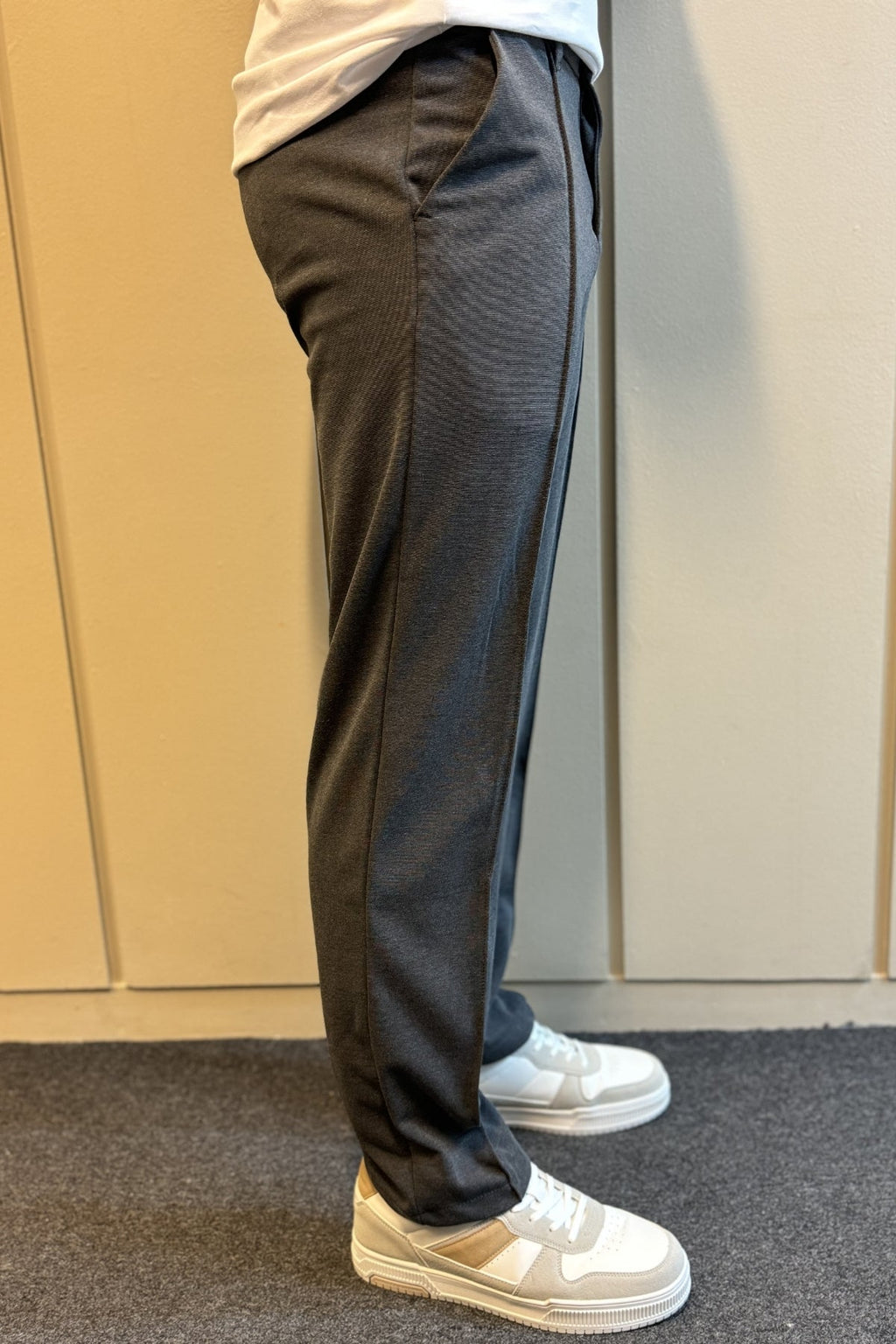 Performance Pants Fit Loose - carbón