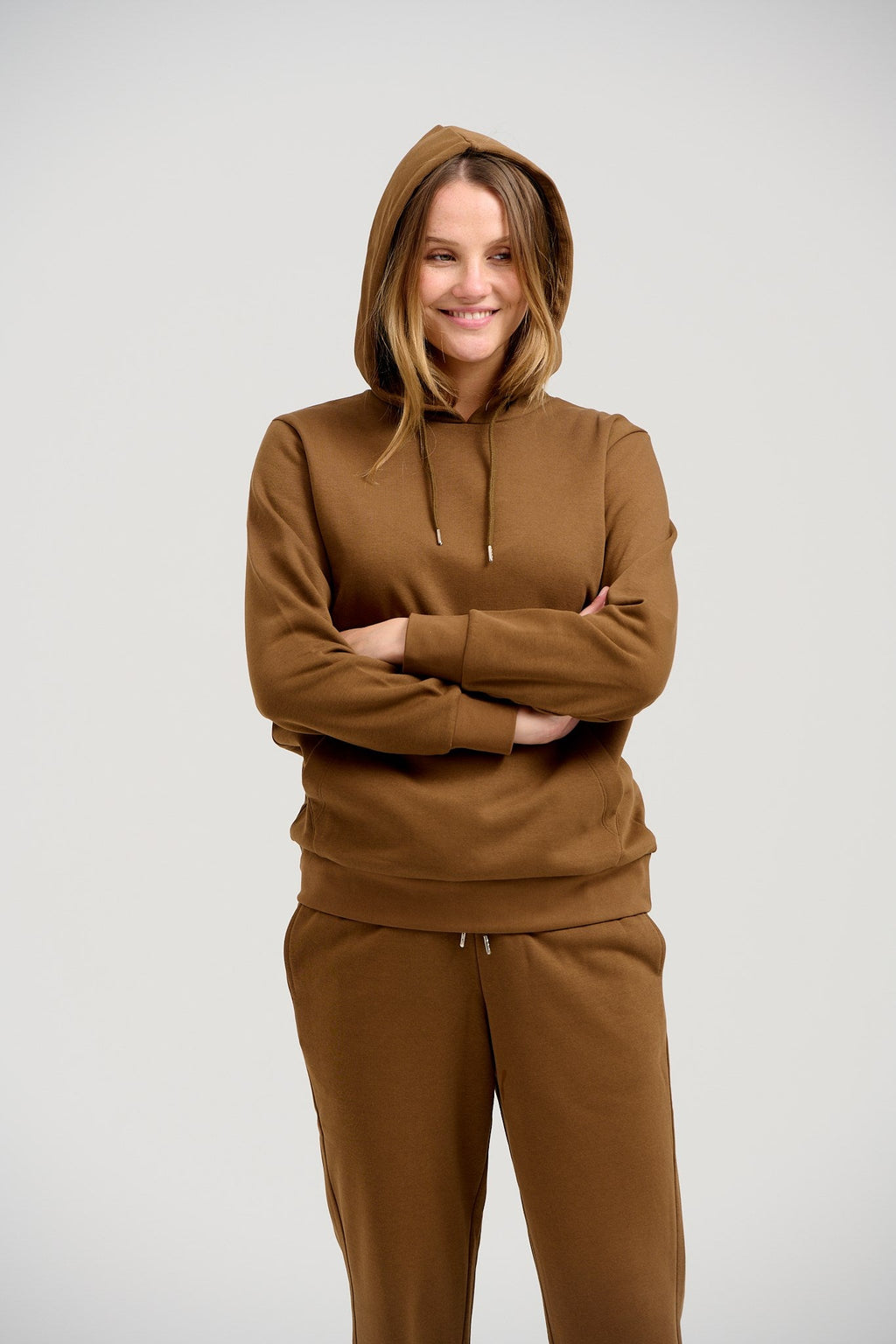 Sudor de sudadera con capucha básica - Brown