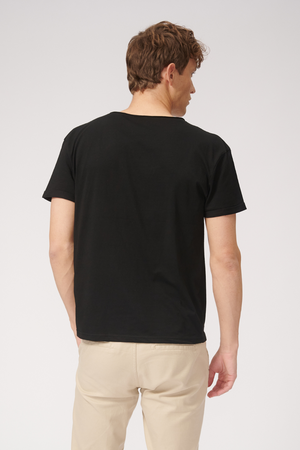 Camiseta con cuello profundo - Negro