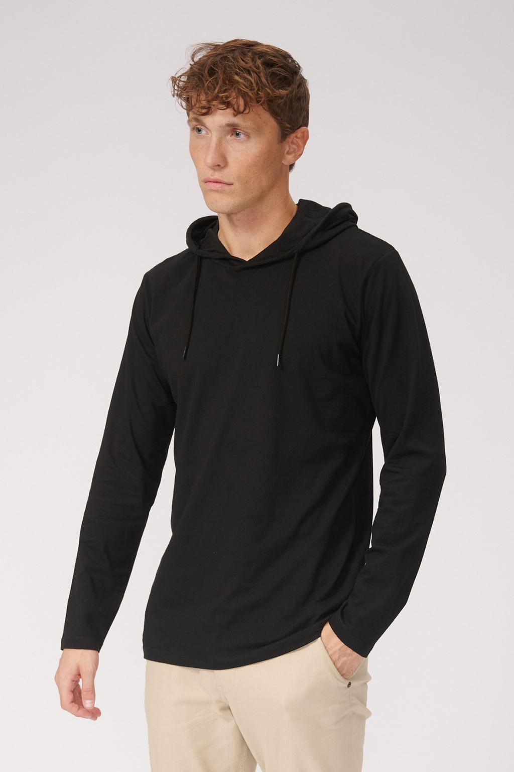 Sudadera con capucha ligera - negro