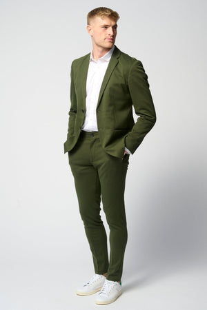 The Original Performance Suit™️ (Verde Oscuro) + Camisa y Corbata - Paquete Especial