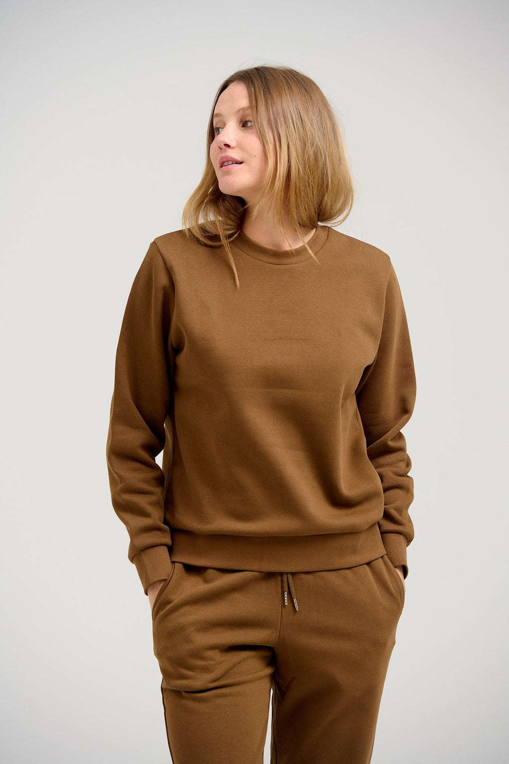 Basic SweatSuit with Crewneck (Brown) - Package Deal (Women)