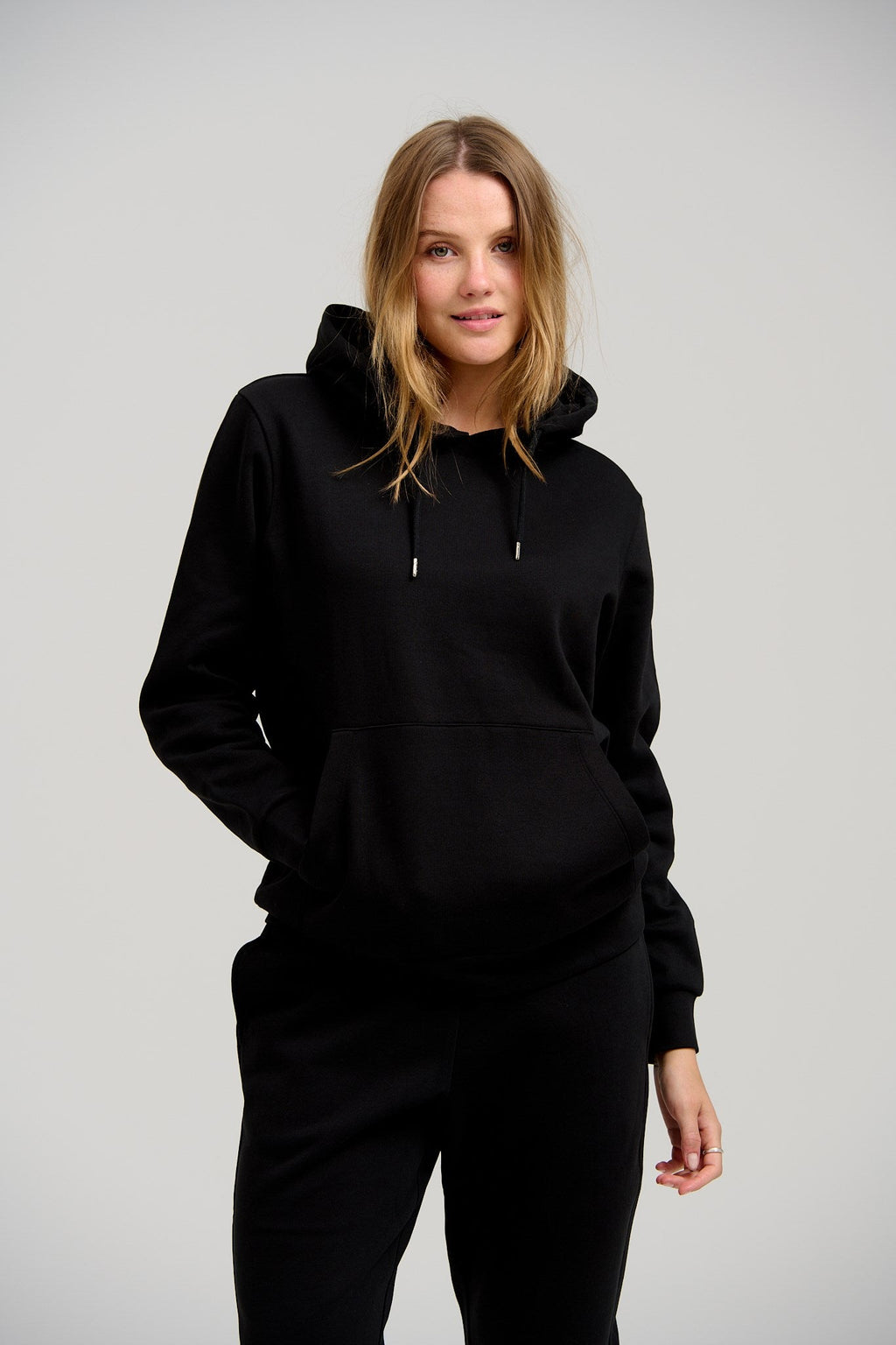 Basic SweatSuit with Soodie (negro) - Paquete (mujeres)