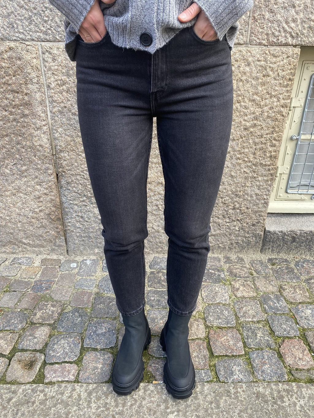 Jeans de cintura alta Emily - mezclilla negra