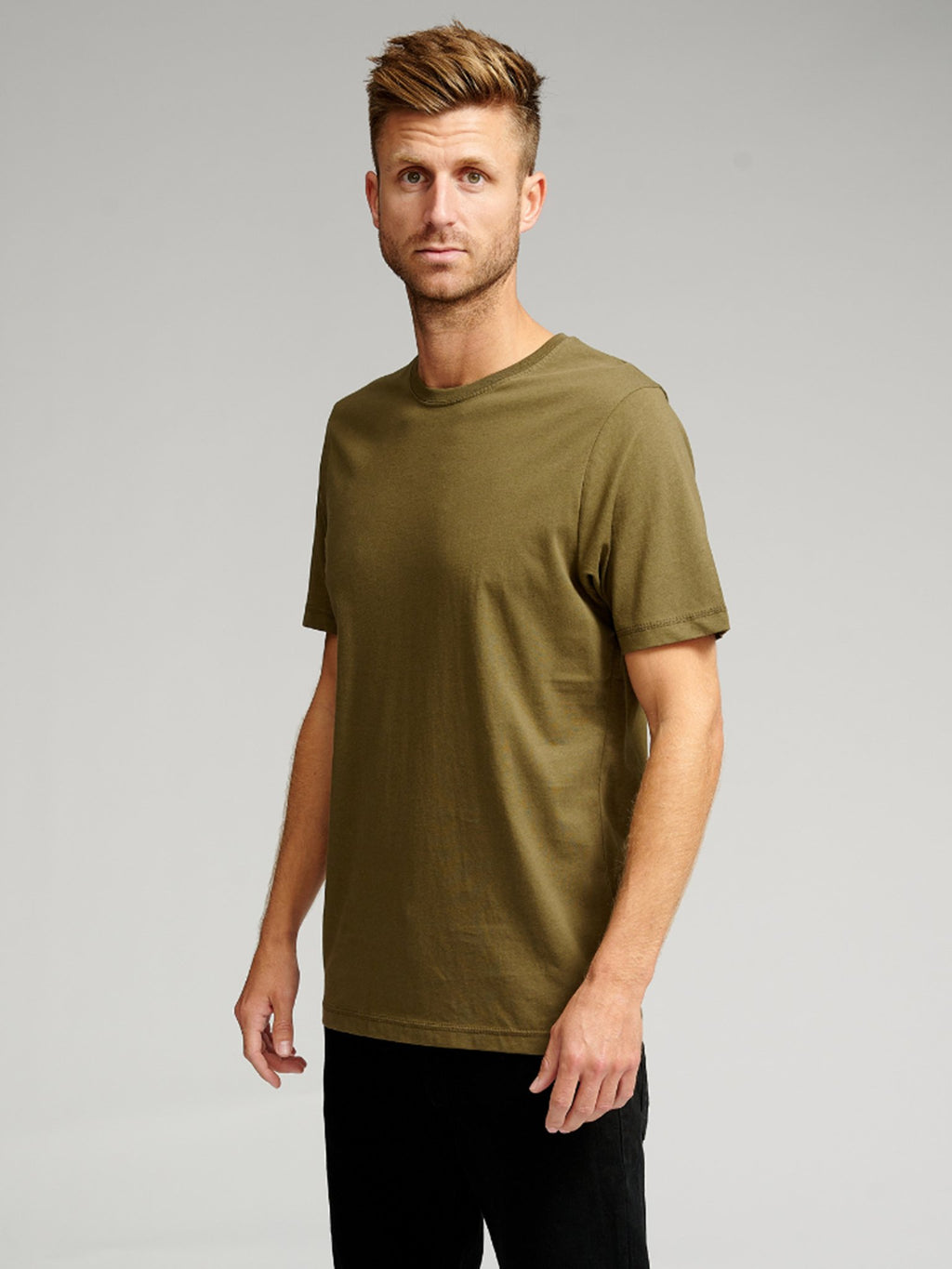 Camiseta básica orgánica - Ejército