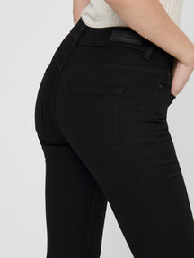 Jeans de rendimiento - Negro (Mid -Wist)