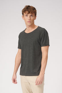 Camiseta de cuello crudo - gris oscuro